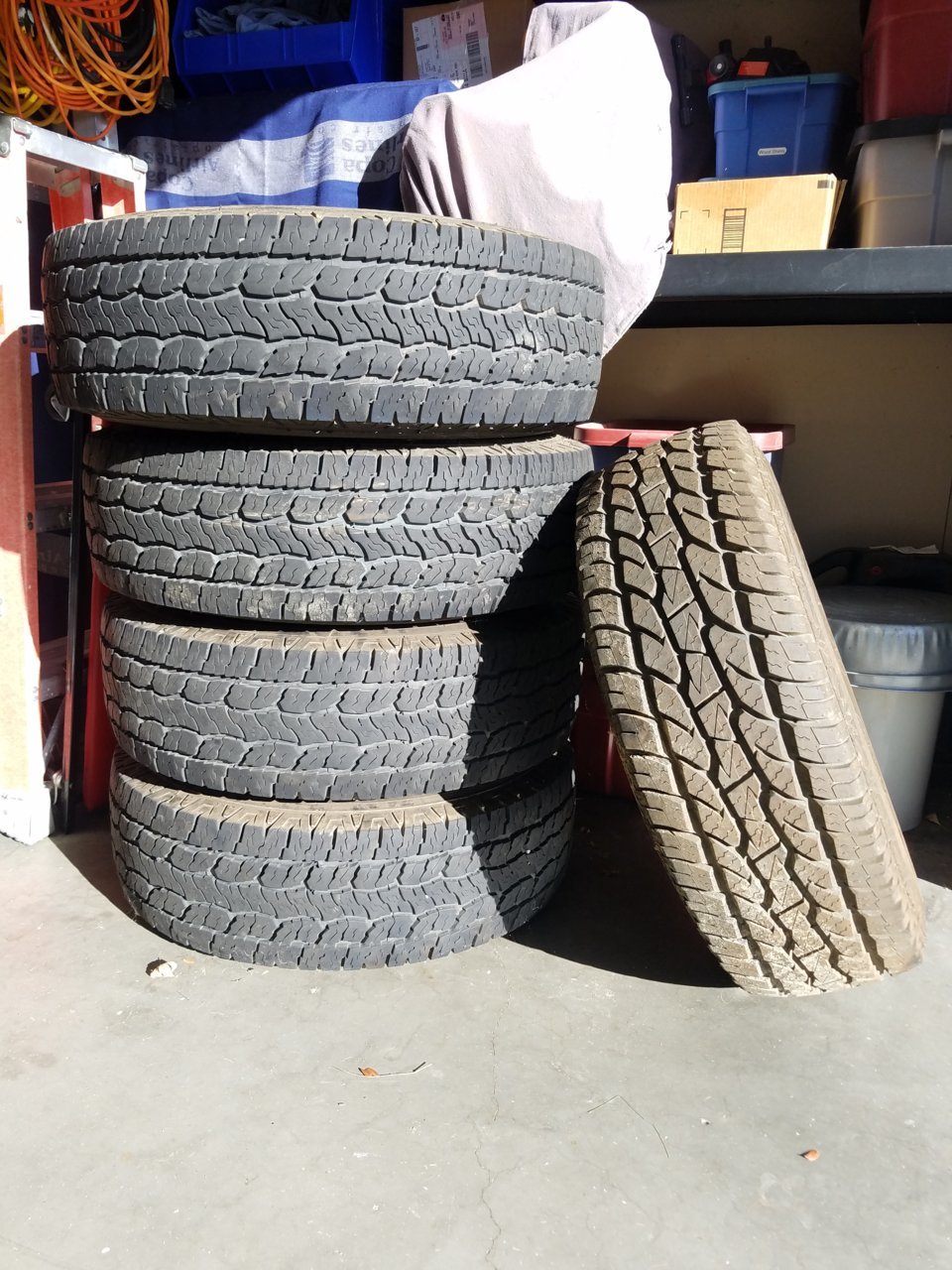 Tire 1.jpg
