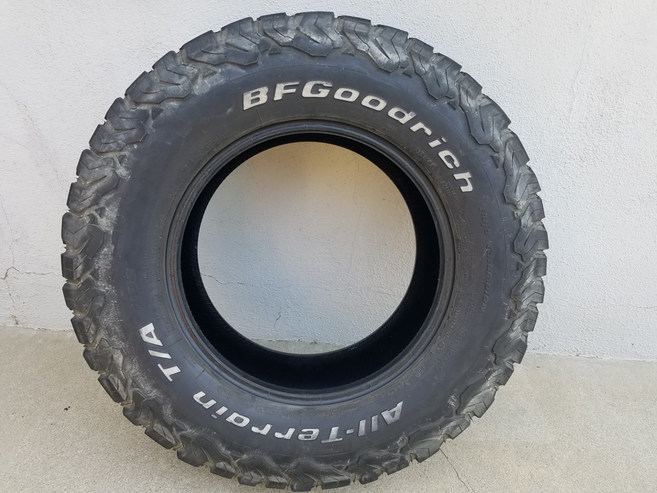Tire 1.jpg
