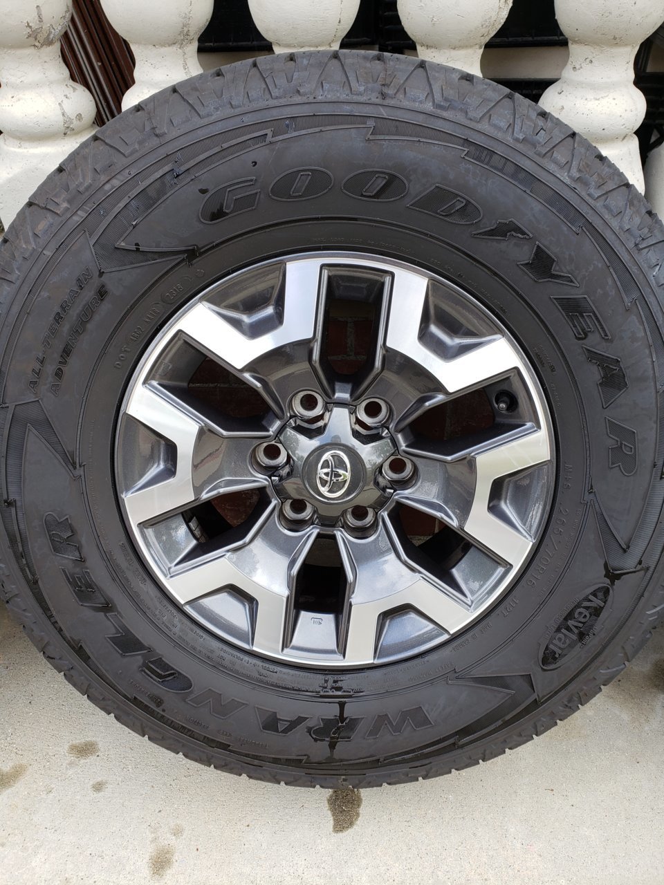 Tire 2.jpg