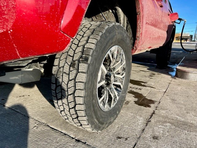 Tire 2.jpg