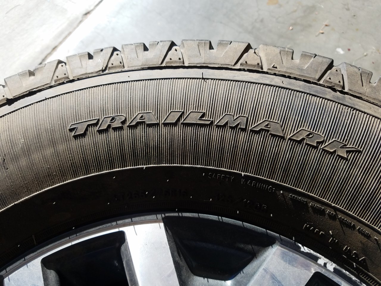 Tire 4.jpg
