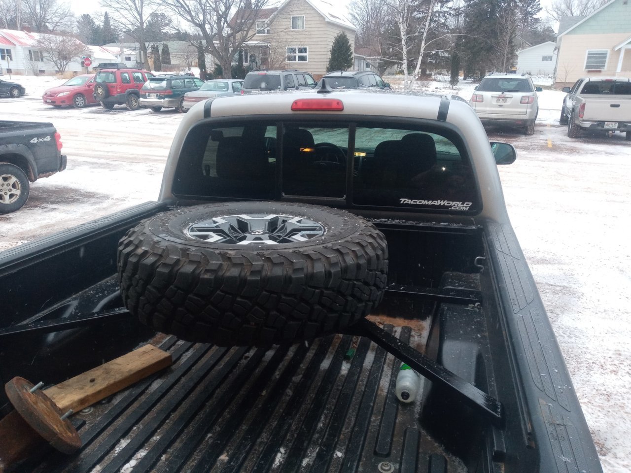 tire horiz.jpg