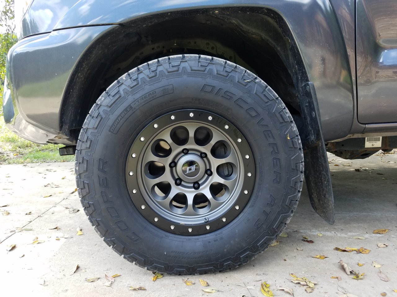 Tire.jpg