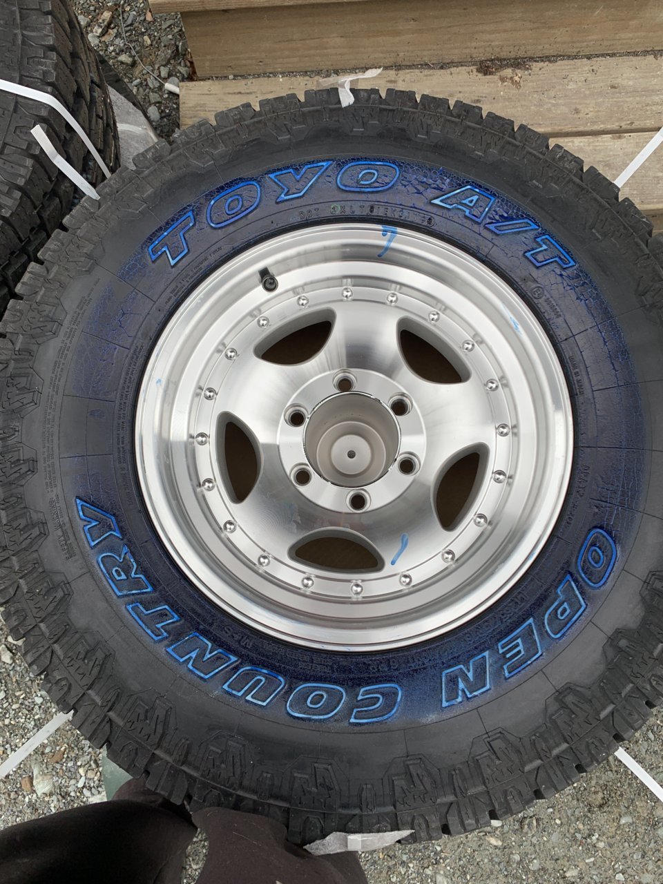 tire.jpg