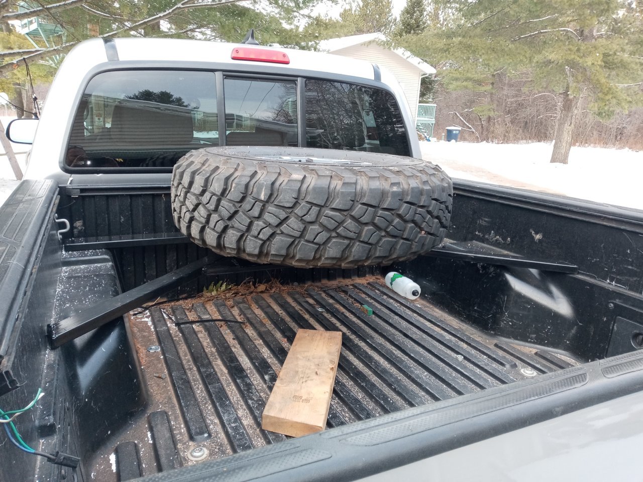 tire mount.jpg