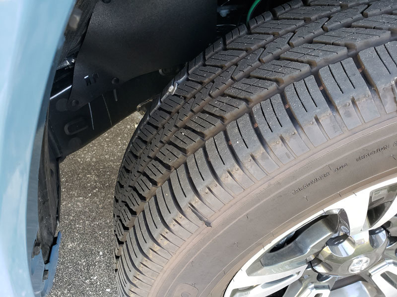 tire-screw.jpg