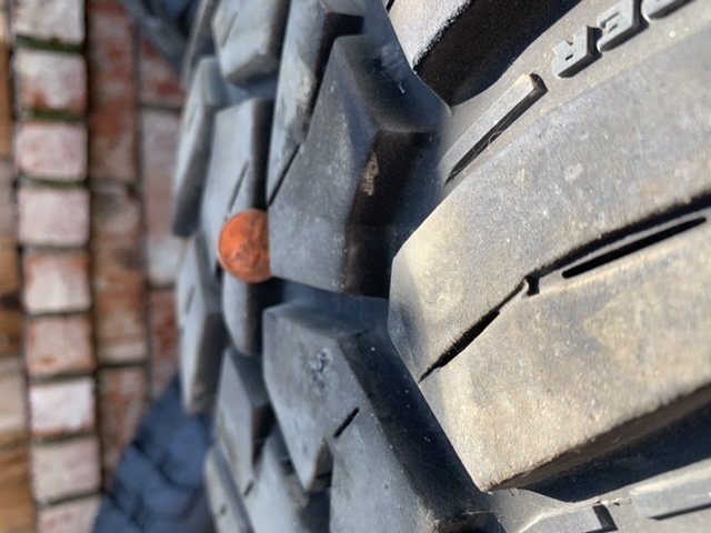 Tire tread 5.jpg