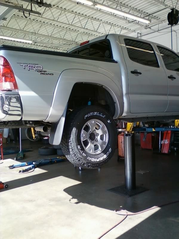 tire03_7260ae0998ae00ac3c112830e6dd9c77a6d9fcea.jpg
