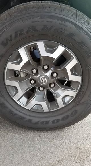 tire1.jpg