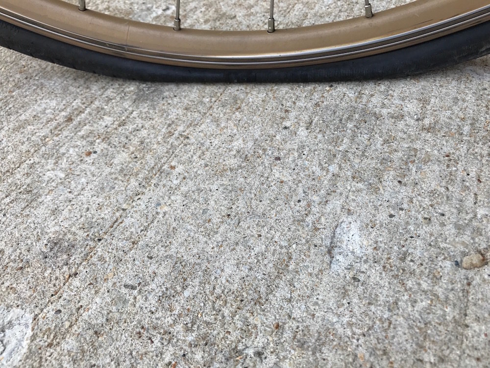 tire1.jpg