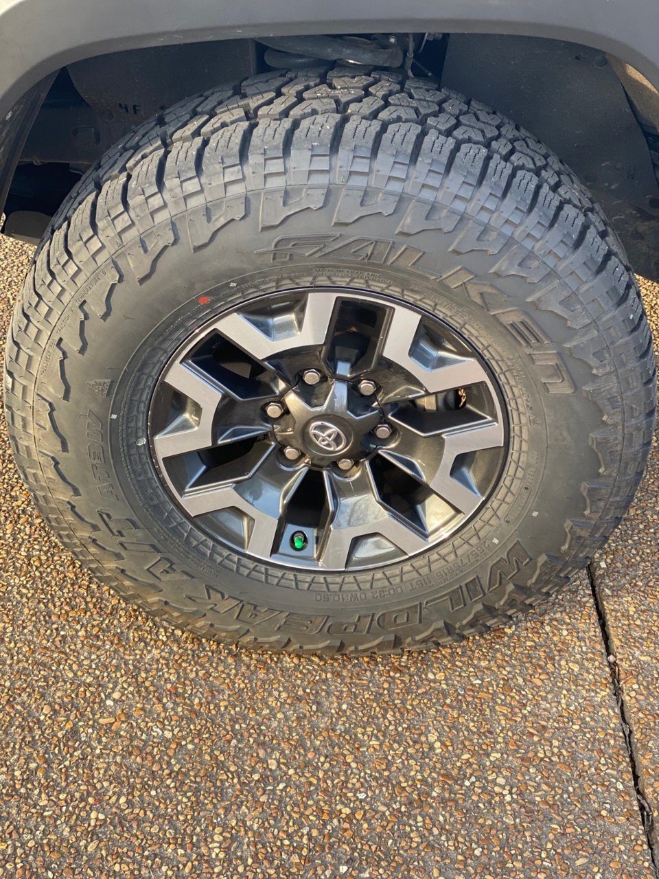 Tire1.jpg
