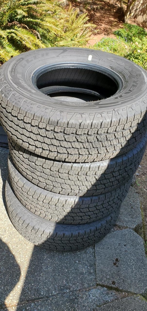 tire1.jpg