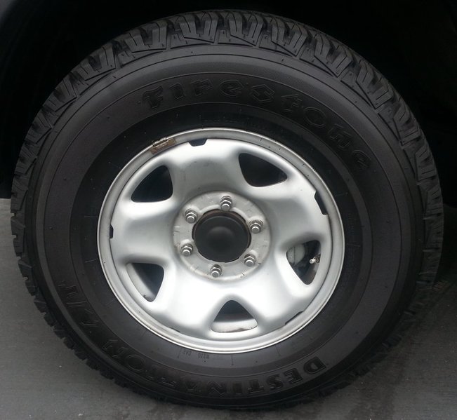 Tire1.jpg