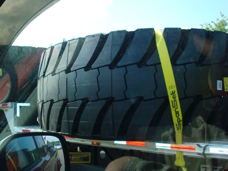 Tire1_5519627008b287066e89b2d7302531b5c2714319.jpg