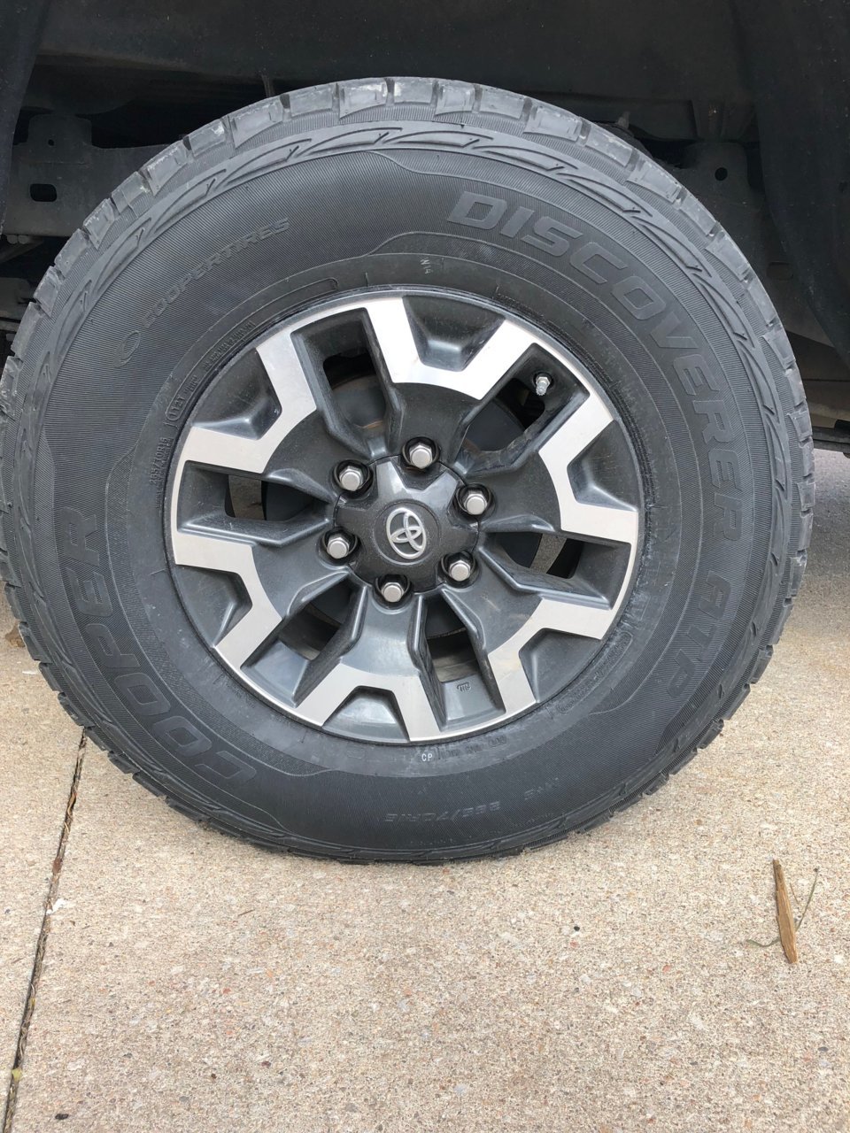 tire2.jpg