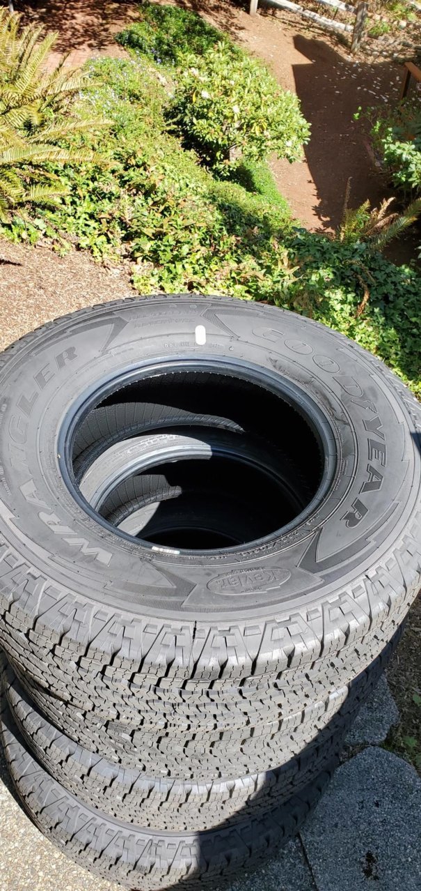 tire2.jpg
