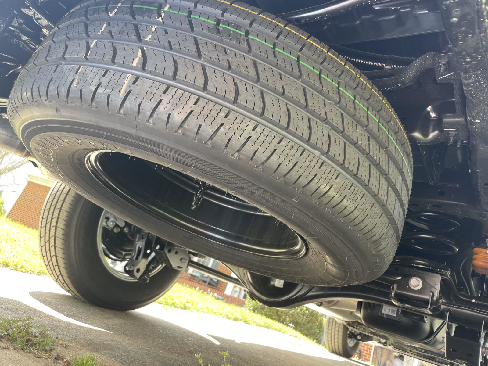 tire2.jpg