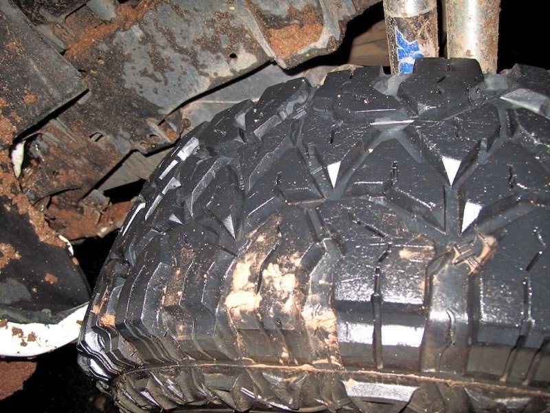 tire2_722d567df66c4fe11d8a42ca68c2455cf3889337.jpg