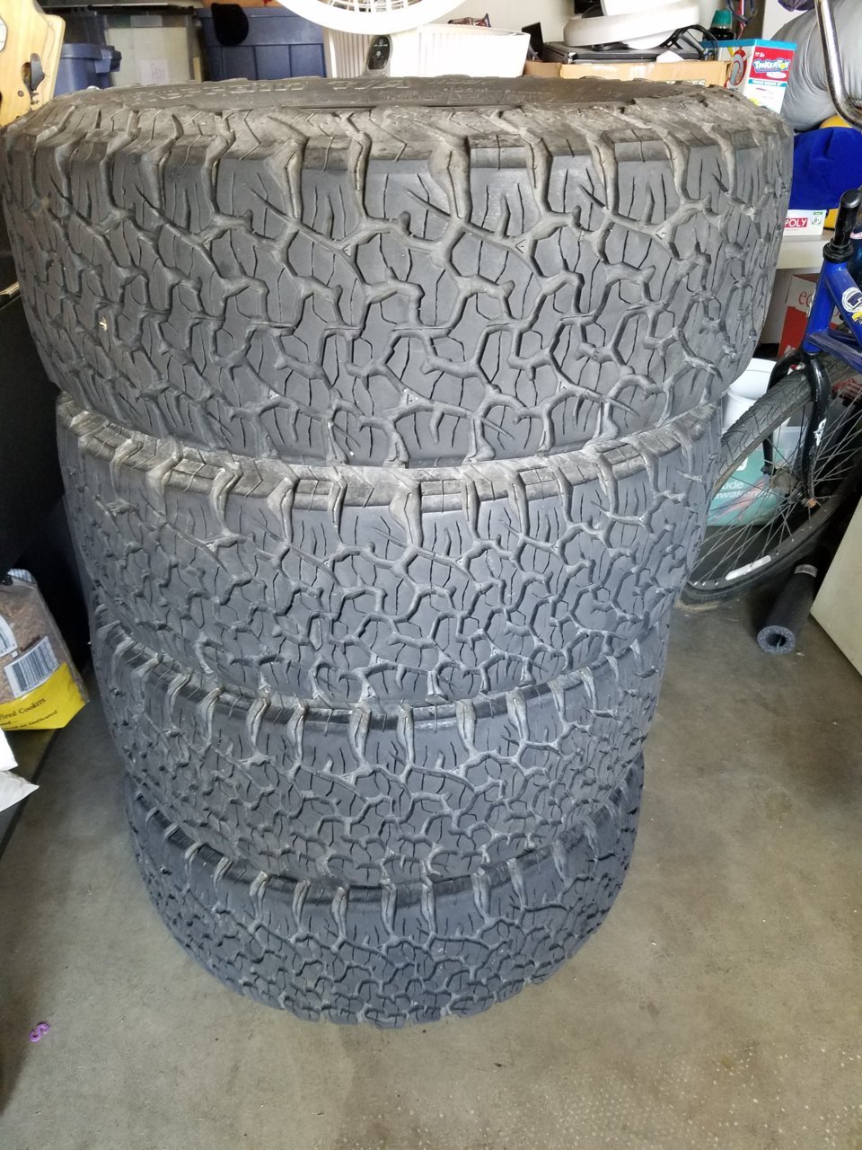 Tire3.jpg