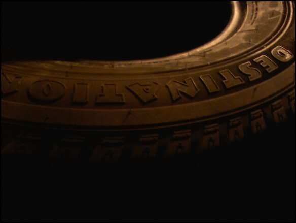tire3_09b8878c52651e1649a33f93c182f302f000975f.jpg