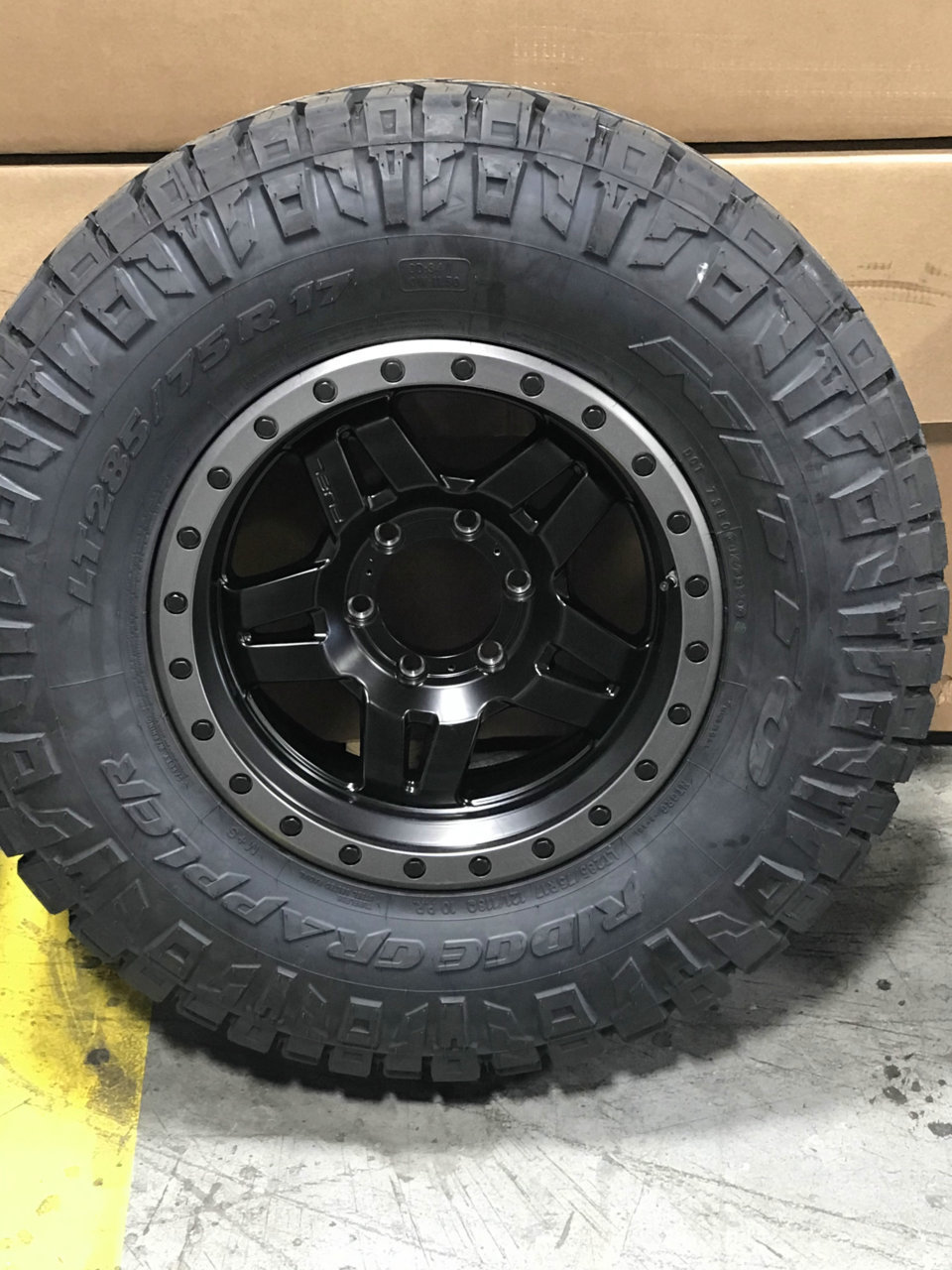 Tire_Wheel combo.HEIC.jpg