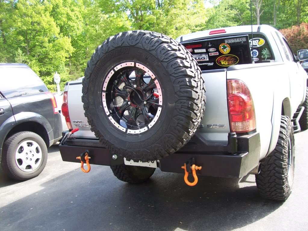 Tirecarrier002_6231f56de4d3ebd6939cf50ba91c83078ac79578.jpg