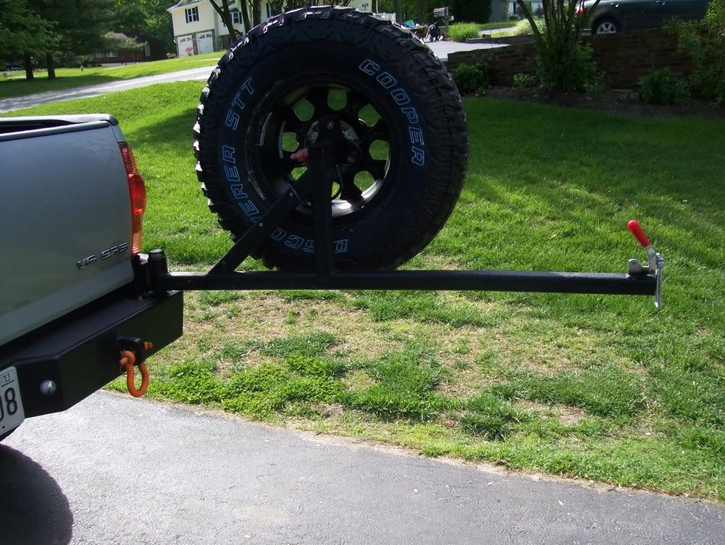 Tirecarrier003_9100609565c3a8452fb53baefee088e887410ad2.jpg