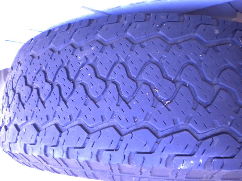 Tires 010.jpg
