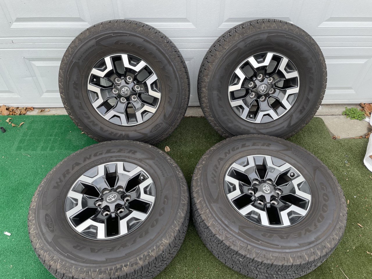 Tires 1.jpg