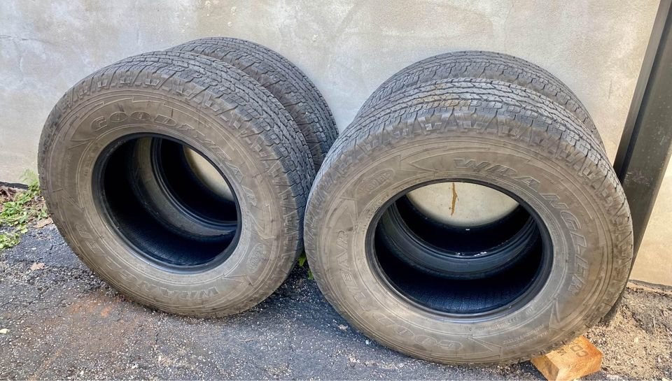 Tires 1.jpg