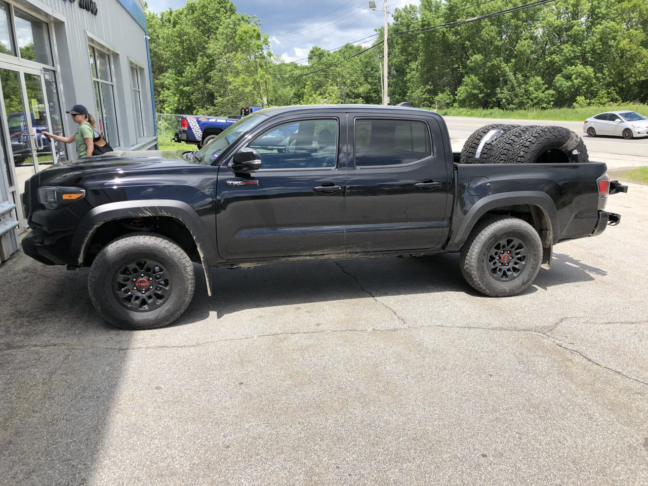 Tires-2.jpg
