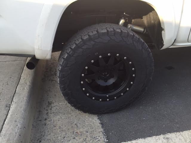Tires%20back_zpsvbhbeq0w_55d91abd8cb3ce0023bda1521c6219cec1adcfce.jpg