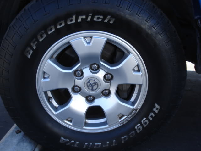 Tires002_12b3efac381ac05209e64cca57052f7a1a59097f.jpg
