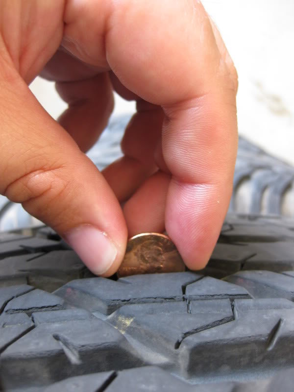 tires005_cca9c3e80223d4cfecd44eb910ee5bd70a970e18.jpg