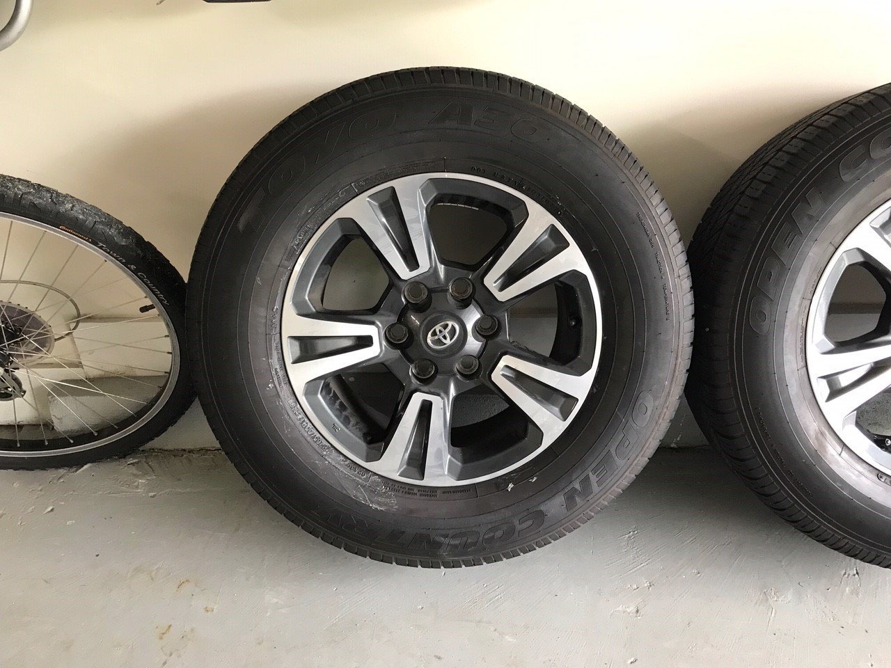 Tires1.jpg