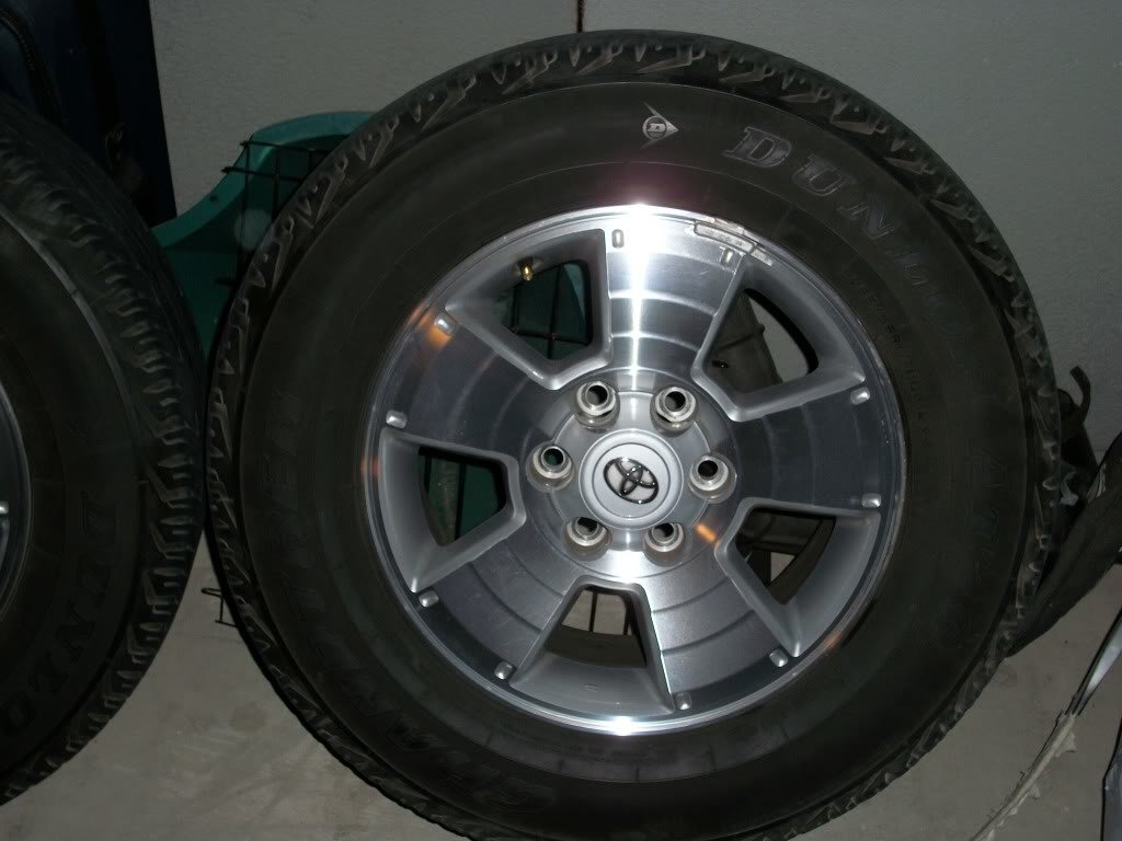 Tires1_31a57624982c1060b4c514a11694c06ca11a1ab8.jpg