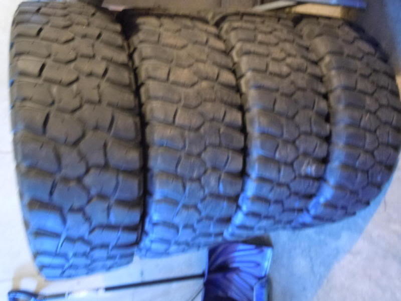 tires1_32ed9de22263e52428acd608b1beffb82ad4a0f2.jpg