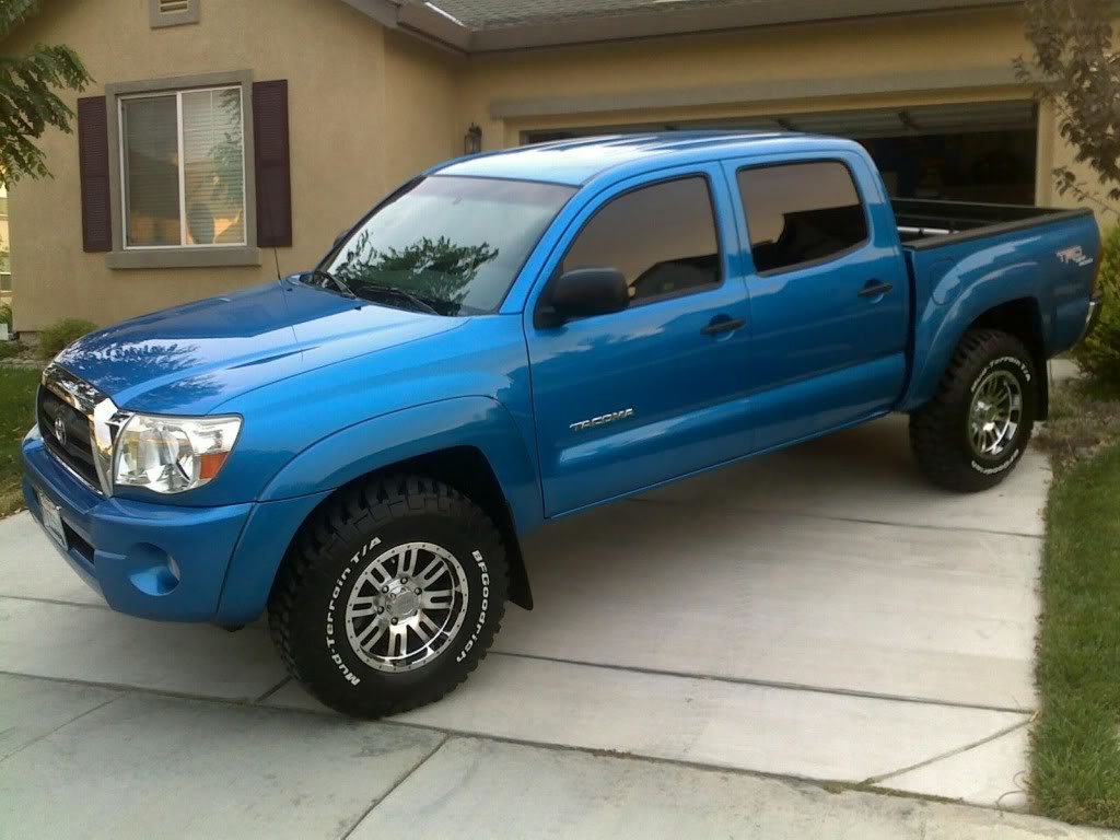tires1_fa6a98ca3d0552d7b4dc64f9721e69ee689f1d94.jpg