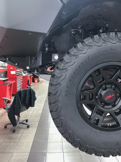 Tires5.jpg