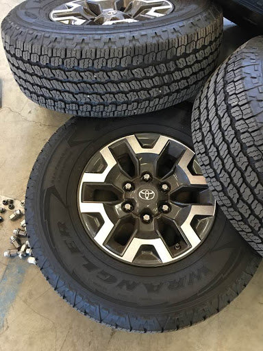 Tires5.jpg