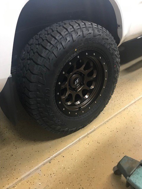 Tires7.jpg
