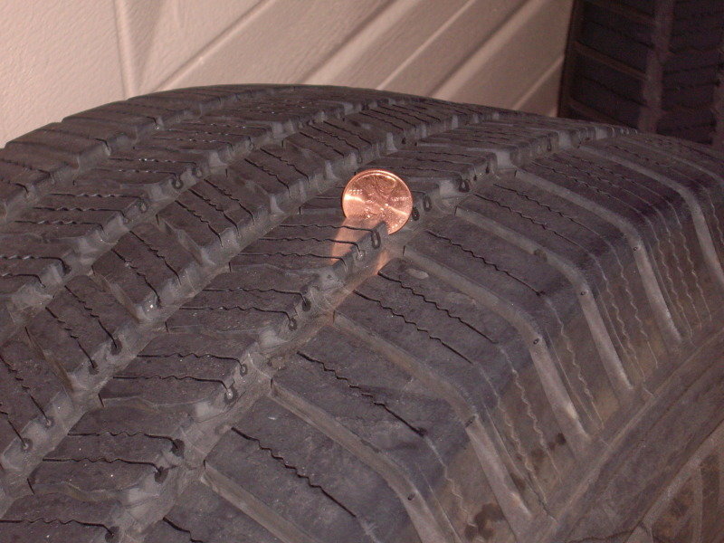 Tires_Michelin_4_f3d9b5c8cac393d179c2f0b3323f4de804747493.jpg