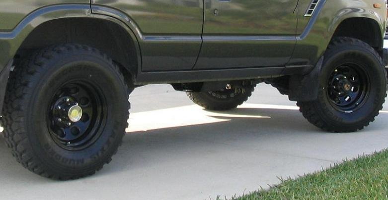 tiresa-jpg_09b49cc5055a6e50f8c5fd7248264f8978bf5ca6.jpg