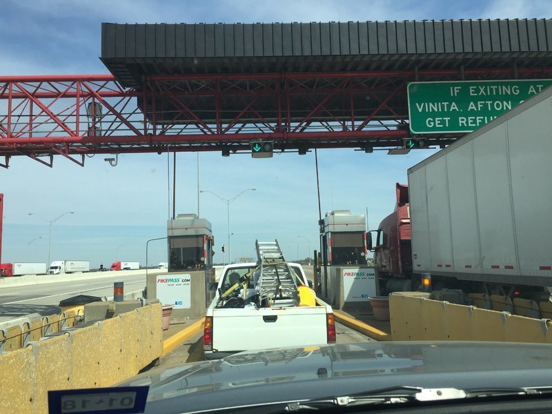 Toll booth in MO.jpg