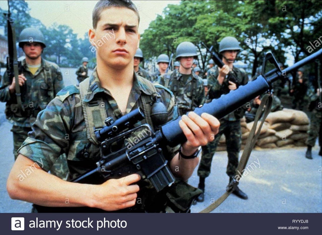 tom-cruise-taps-1981-RYYDJ8.jpg