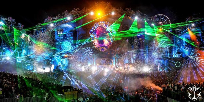 tomorrowland2014.jpg