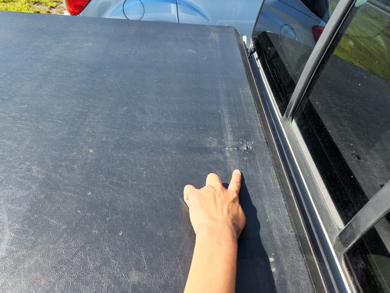 tonneau cover 2.jpg