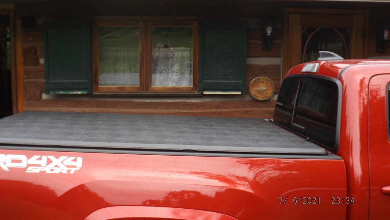 Tonneau cover.jpg