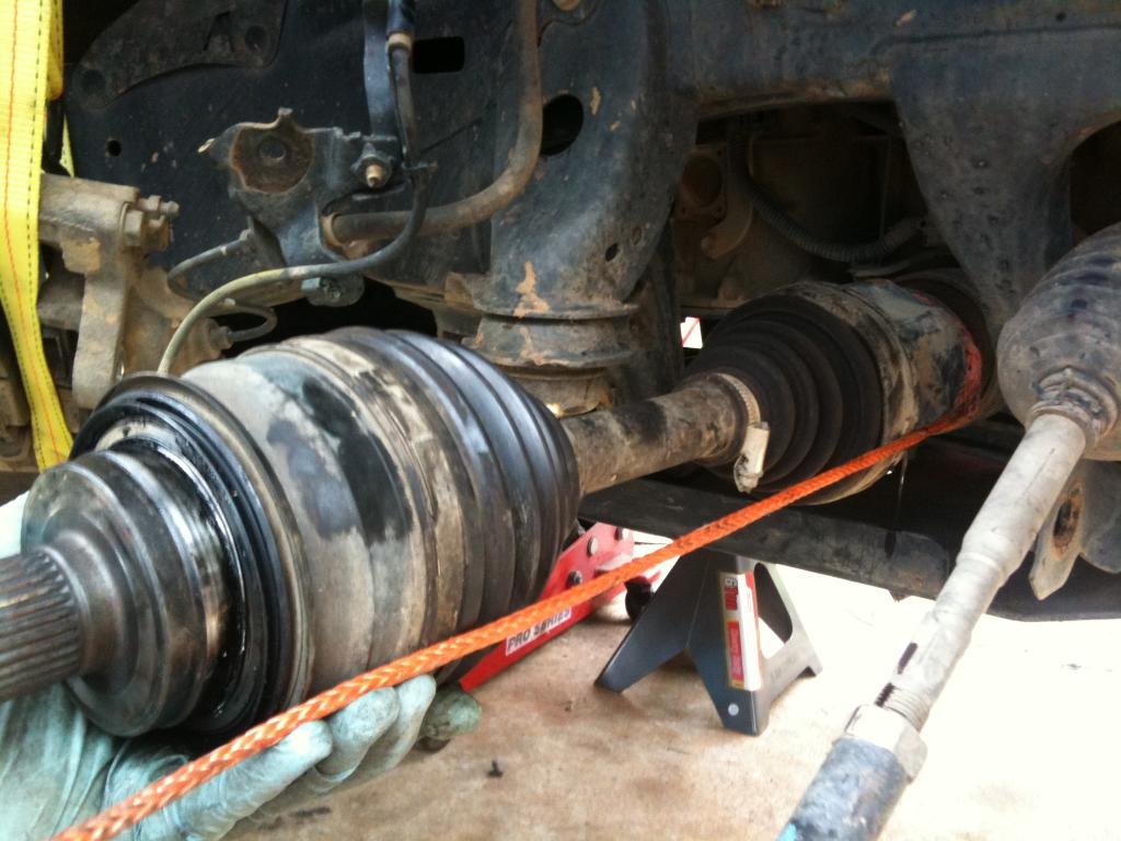ToolOnIFSAxle_1_zps83060f07_d07cfc02905800a7f419b5275543e9e46a345f4f.jpg
