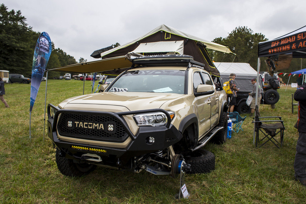 torcon%20booth_zpsqyxzv2r6_202ff8bbc36275f0444555069411ecad3674e1f6.jpg